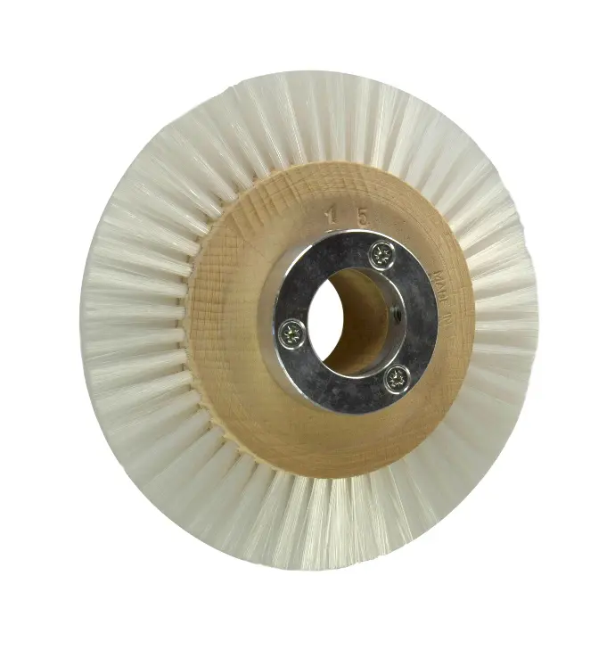 BROSSE EN NYLON TREPOINTE