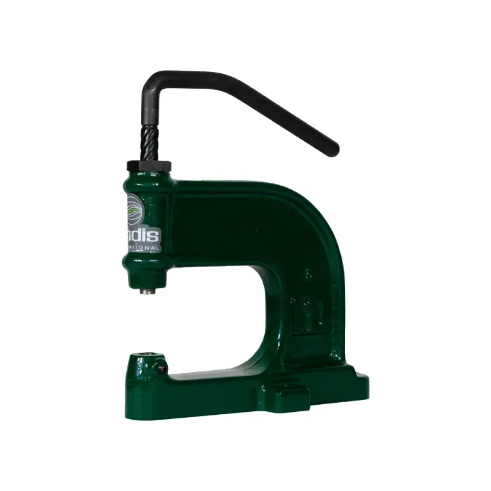 MACHINE À OEILLETS N4