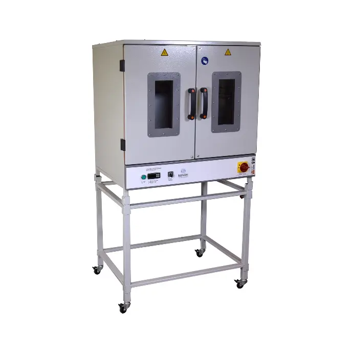 FOUR INFRAROUGE IR803